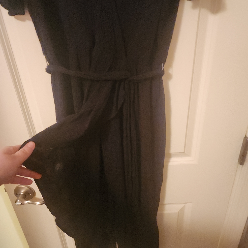 High-Low Faux Wrap Dress - Picture 4 of 8
